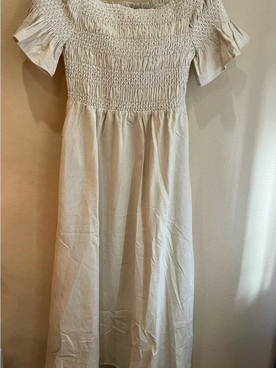 L*February Oatmeal Smocked Off-Shoulder Dress - Picture 6 of 6